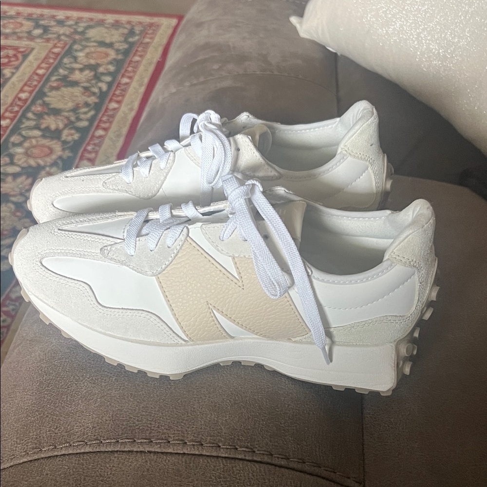 New Balance White and Cream Sneakers